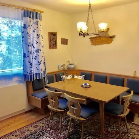 Tatil Evi Ferienhaus Zirbitzkogel *